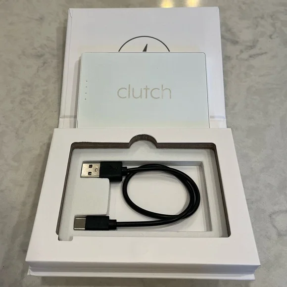 Clutch Pro Lightning Portable Charger - Picture 6 of 8